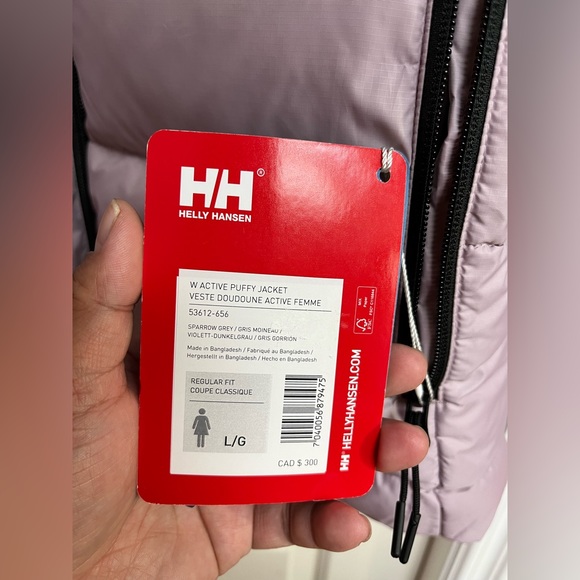 Women's Two-Tone Puffer Jacket - Picture 2 of 5